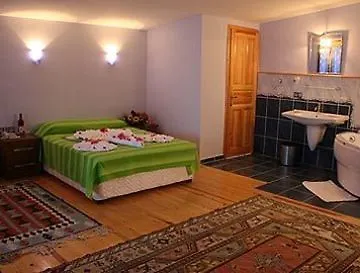 Duygulu Hotel 2*